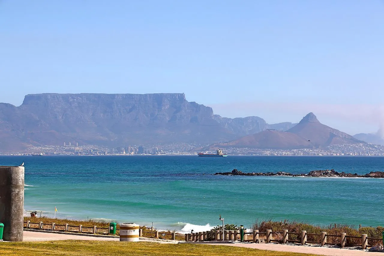 Eden On The Bay 257 Apartment Bloubergstrand